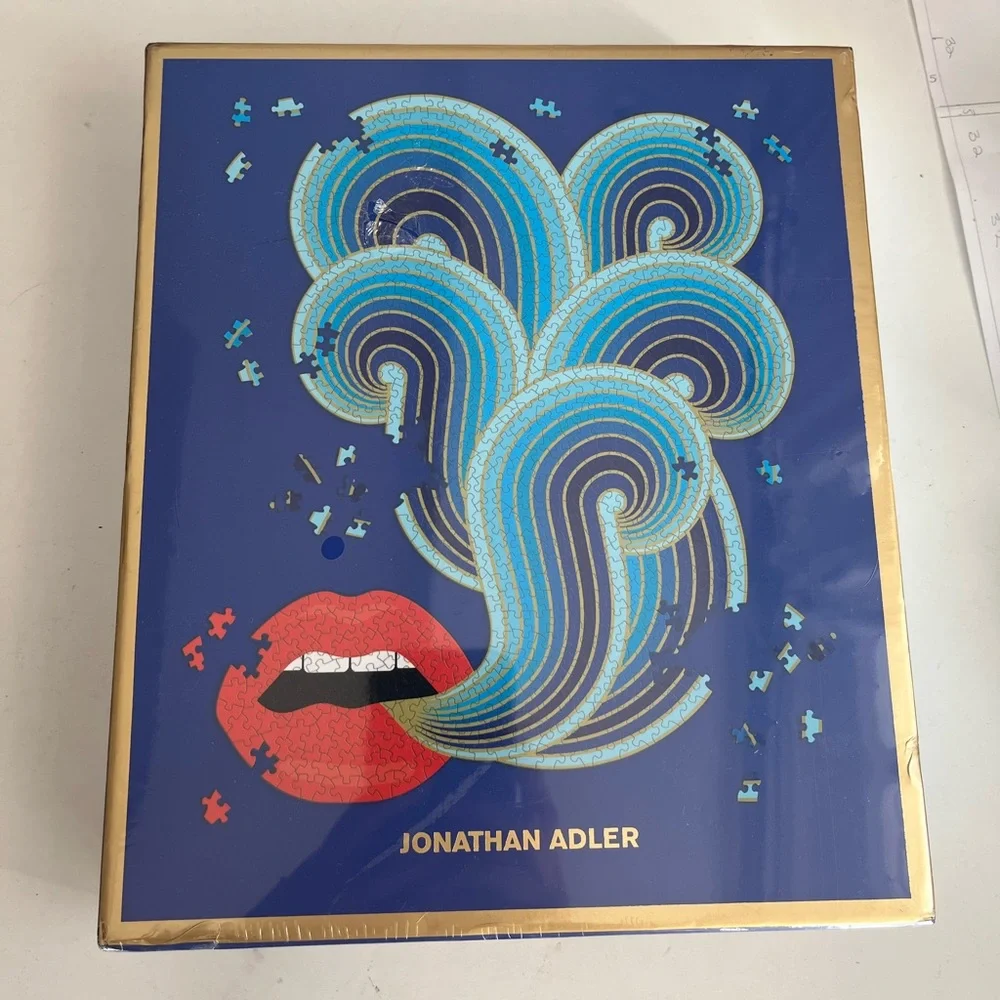 🎁 Sealed Brand New Jonathan Adler 750-Piece Lips Shaped Jigsaw Puzzle